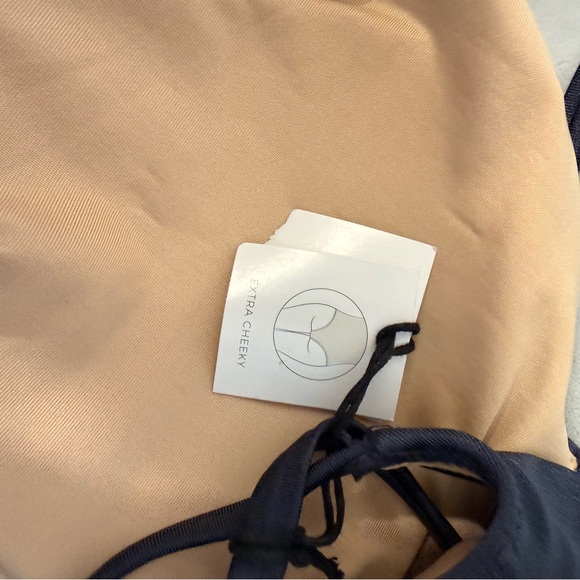 NEW Shade & Shore Black Shirred V-Wire Plunge One Piece Swimsuit Extra Cheeky XL - Picture 7 of 13